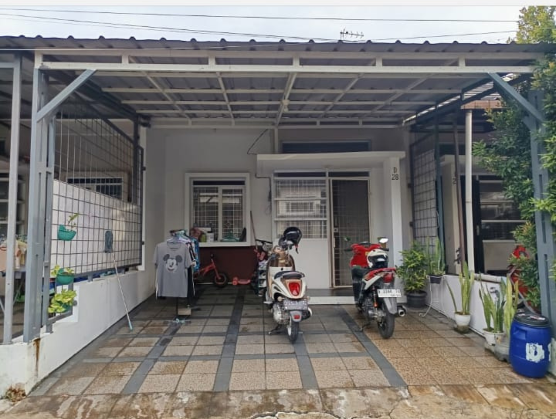 Foto properti Rumah Komplek La Margas