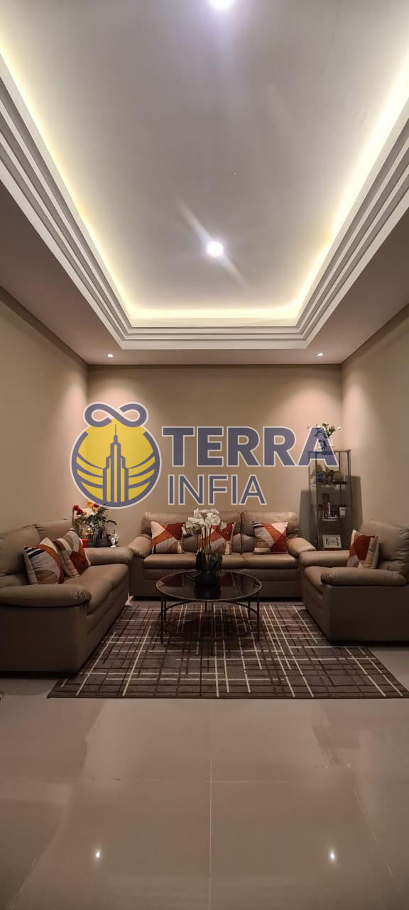 Foto properti Disewakan Rumah 2 Lantai Cantik Full Furnish Di Setiabudi