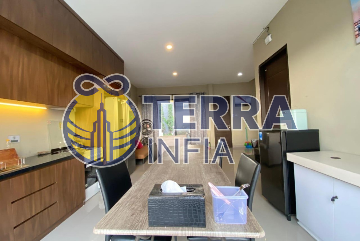 Foto properti Disewakan Rumah 2 Lantai Cantik Full Furnish Di Setiabudi