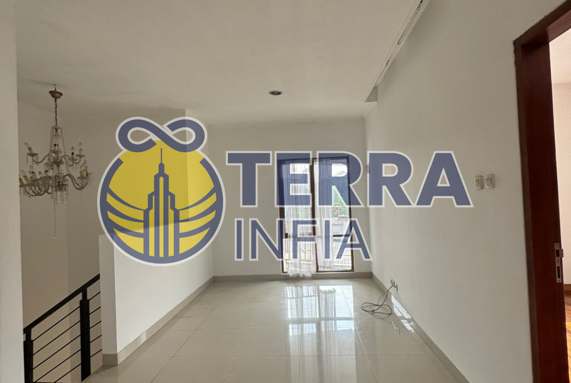 Foto properti Rumah 2 Lantai Dalam Komplek di Gegerkalong