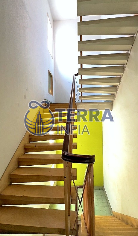 Foto properti Dijual Rumah di Naripan main road, Kota Bandung