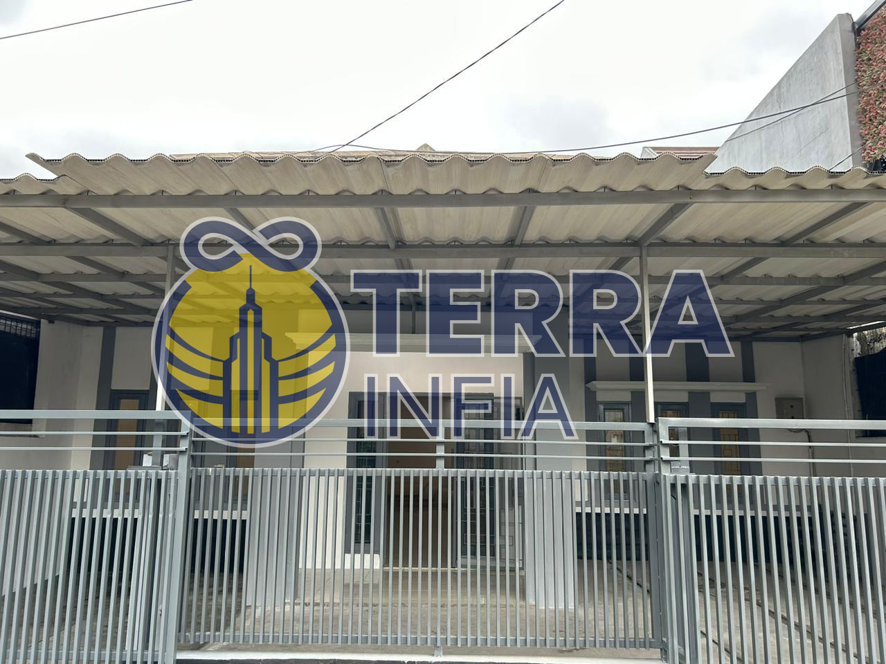 Foto properti Dijual Rumah di Dijual Rumah Siap Huni Taman Holis Indah, Kota Bandung