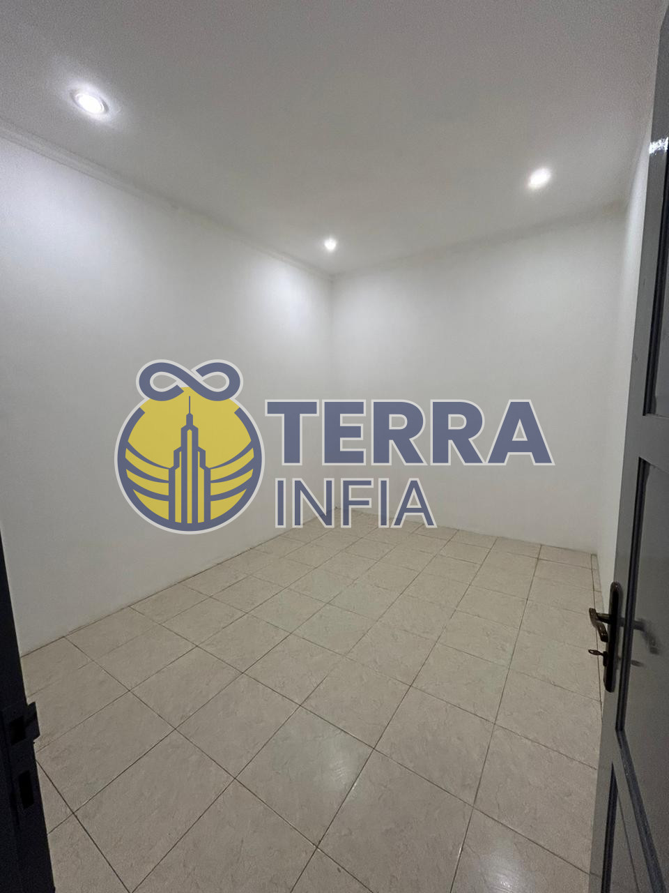 Foto properti Dijual Rumah di Dijual Rumah Siap Huni Taman Holis Indah, Kota Bandung