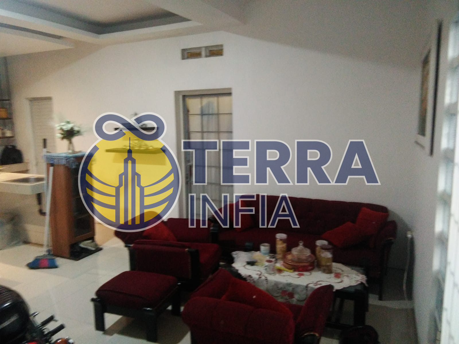 Foto properti Dijual Rumah di Rumah + bisa untuk usaha Mainroad Dewi sartika bawah, Kota Bandung