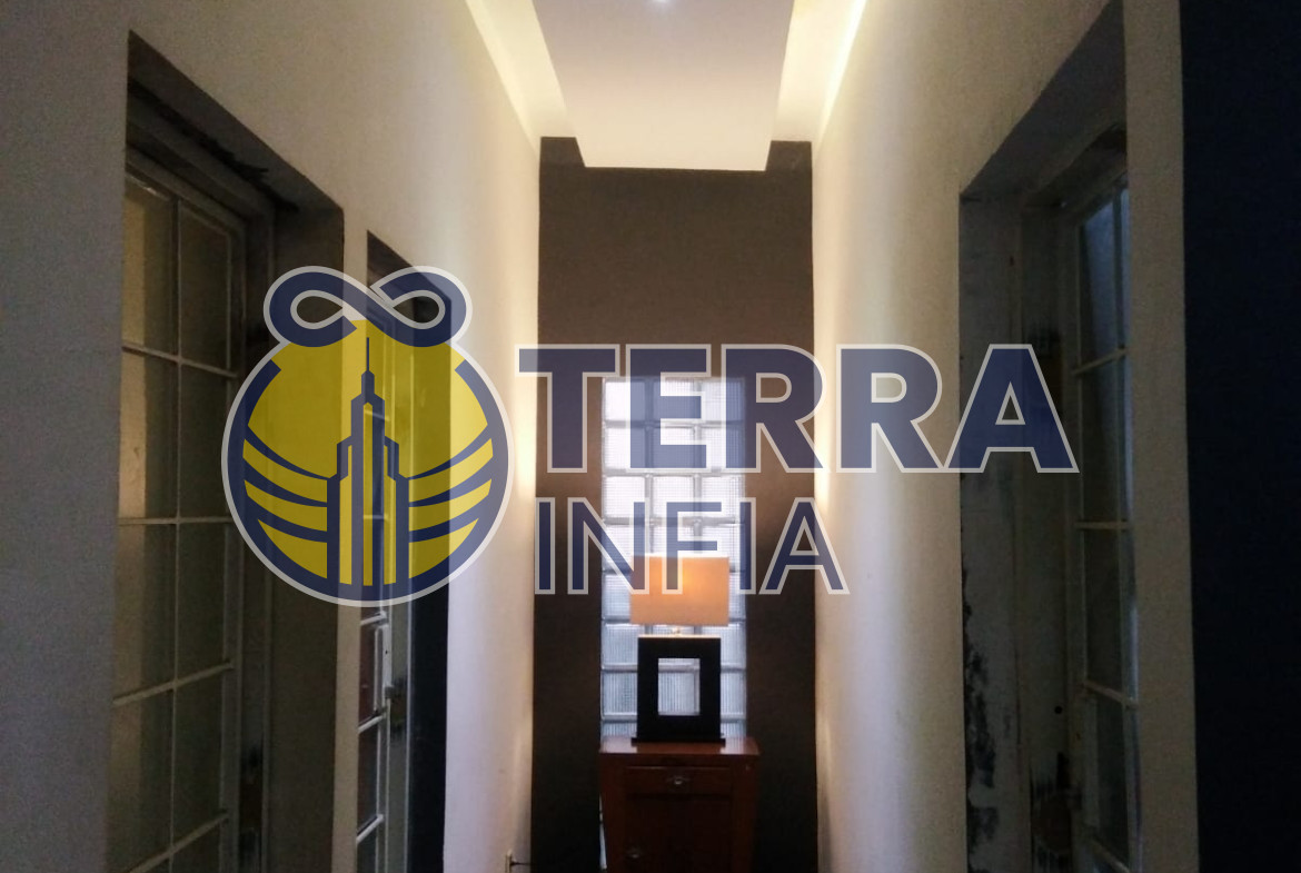 Foto properti Dijual Rumah di Rumah + bisa untuk usaha Mainroad Dewi sartika bawah, Kota Bandung