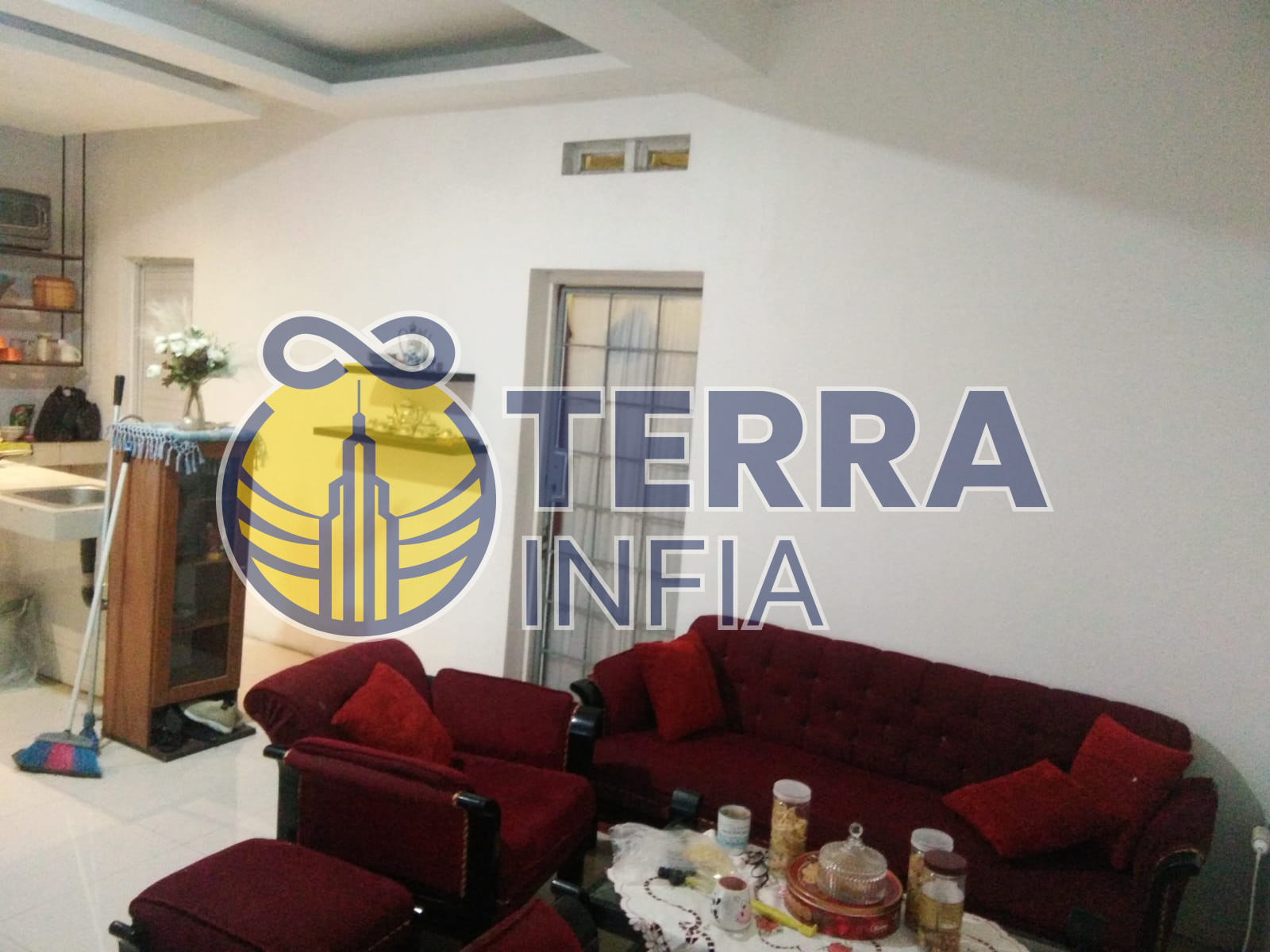 Foto properti Dijual Rumah di Rumah + bisa untuk usaha Mainroad Dewi sartika bawah, Kota Bandung