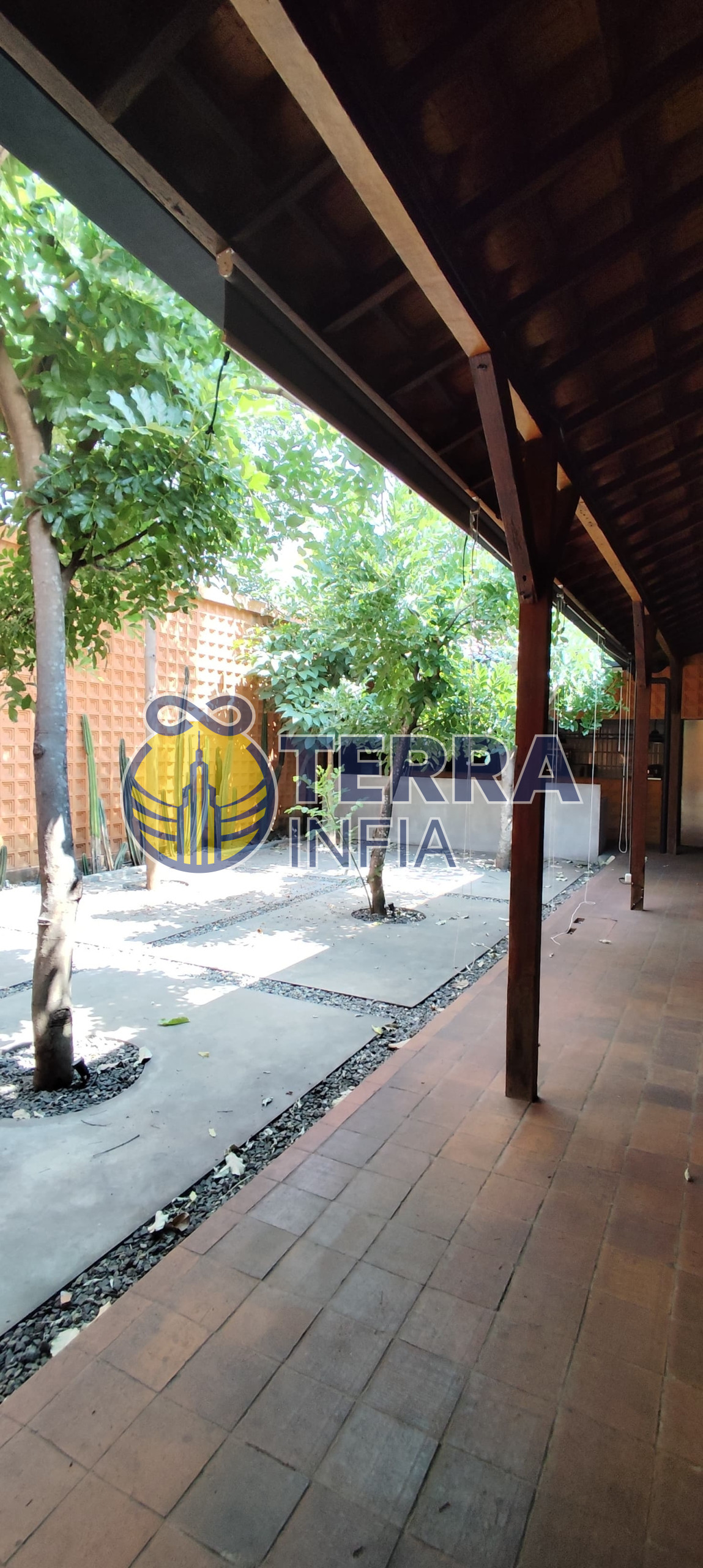Foto properti Jual / Sewa Ruang Usaha Sayap Dago, Kota Bandung