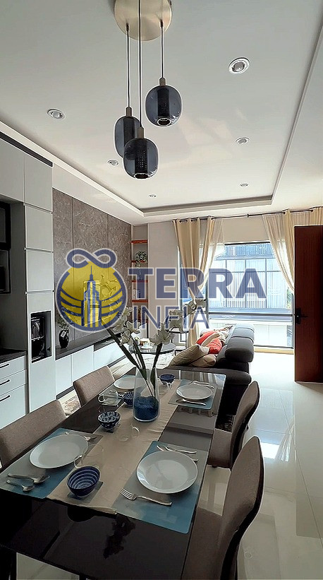 Foto properti Dijual Rumah di 🏡 DIJUAL – Rumah Baru Setraduta Royal Grande✨