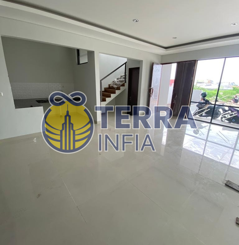 Foto properti Dijual Rumah di 🏡 **DIJUAL – Rumah Baru Setraduta Royal Grande**