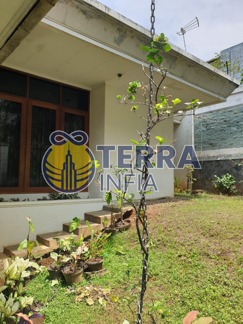 Foto properti Dijual Rumah di 🏡 FOR SALE – Setra Murni, Bandung