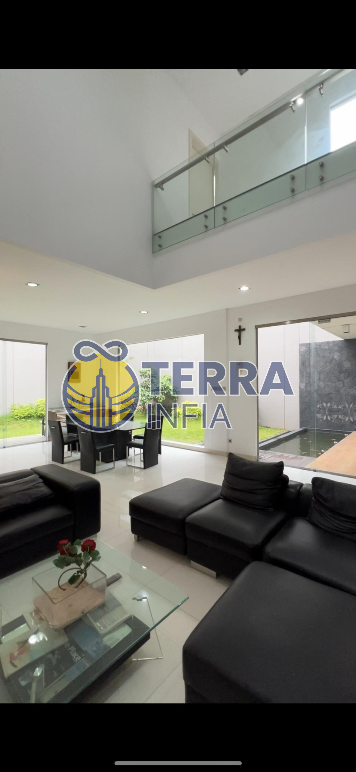 Foto properti Dijual Rumah di Rumah Lux Furnished Langka Singgasana Raya, Kota Bandung
