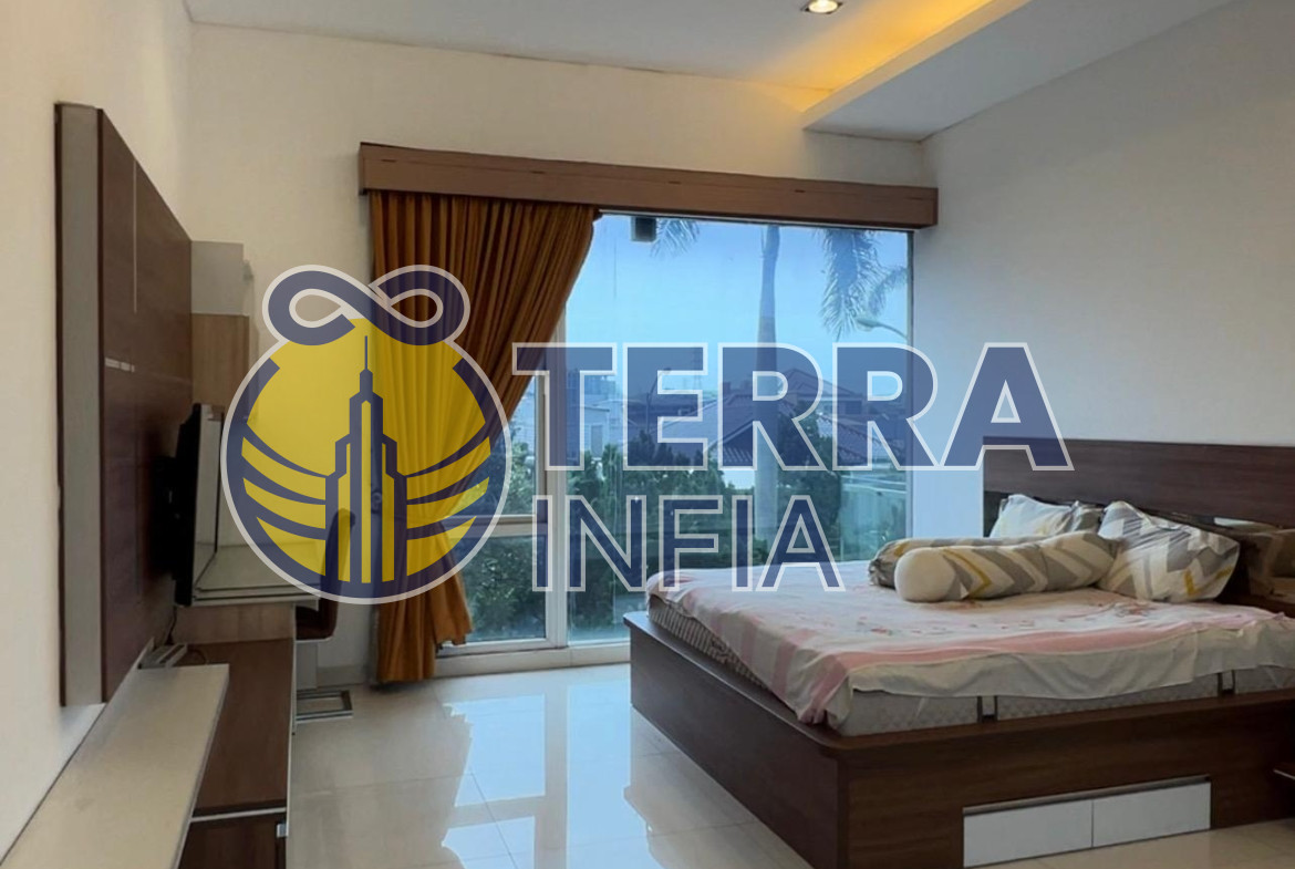 Foto properti Dijual Rumah di Rumah Lux Furnished Langka Singgasana Raya, Kota Bandung