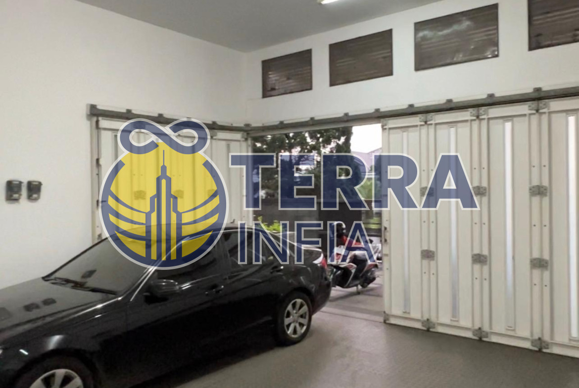 Foto properti Dijual Rumah di Rumah Lux Furnished Langka Singgasana Raya, Kota Bandung
