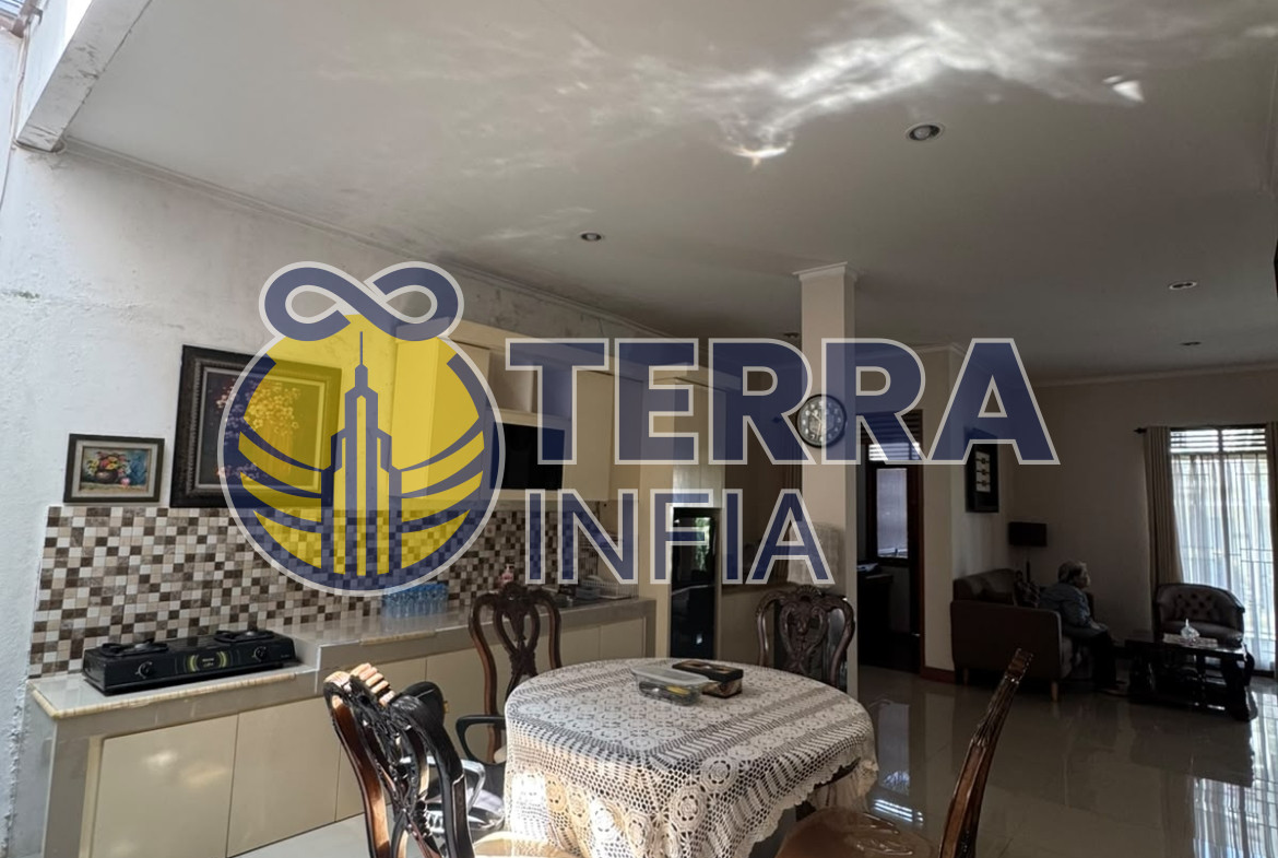 Foto properti DIJUAL: RUMAH CANTIK 2 LANTAI DI PESONA BALI