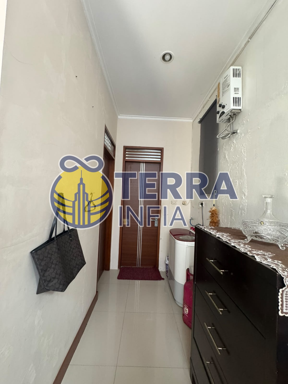 Foto properti DIJUAL: RUMAH CANTIK 2 LANTAI DI PESONA BALI