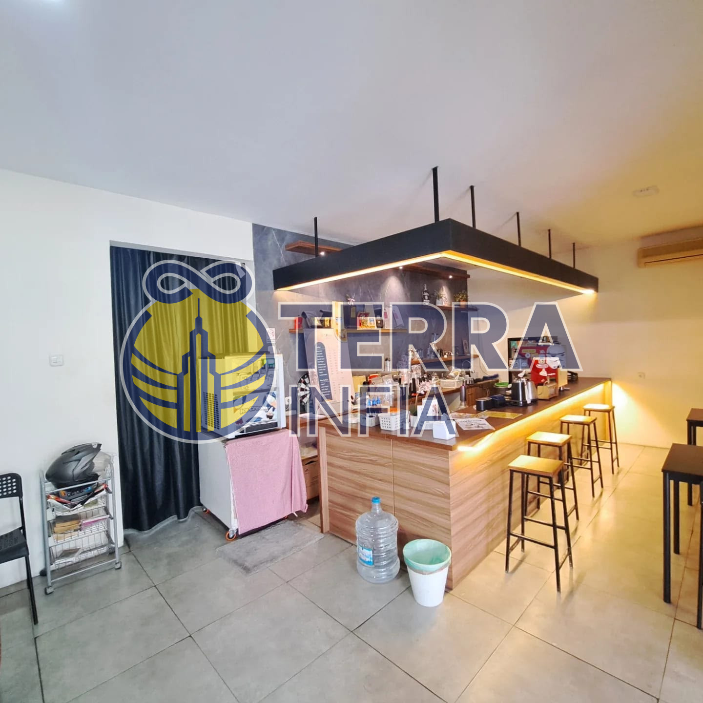 Foto properti DIJUAL: RUMAH + BONUS COFFEE SHOP DI JL. BUDHI, BANDUNG