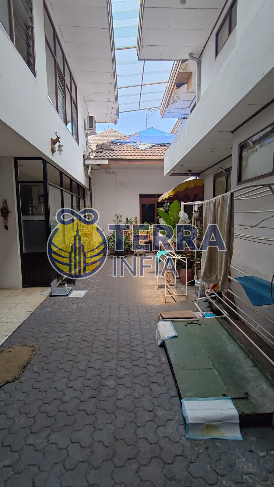 Foto properti DIJUAL RUMAH TINGGAL /RUMAH USAHA DI SAYAP JLN RIAU