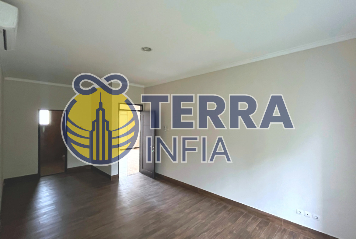 Foto properti Dijual Rumah di Kota Baru Parahyangan Tatar Ratnasasih, Kota Bandung