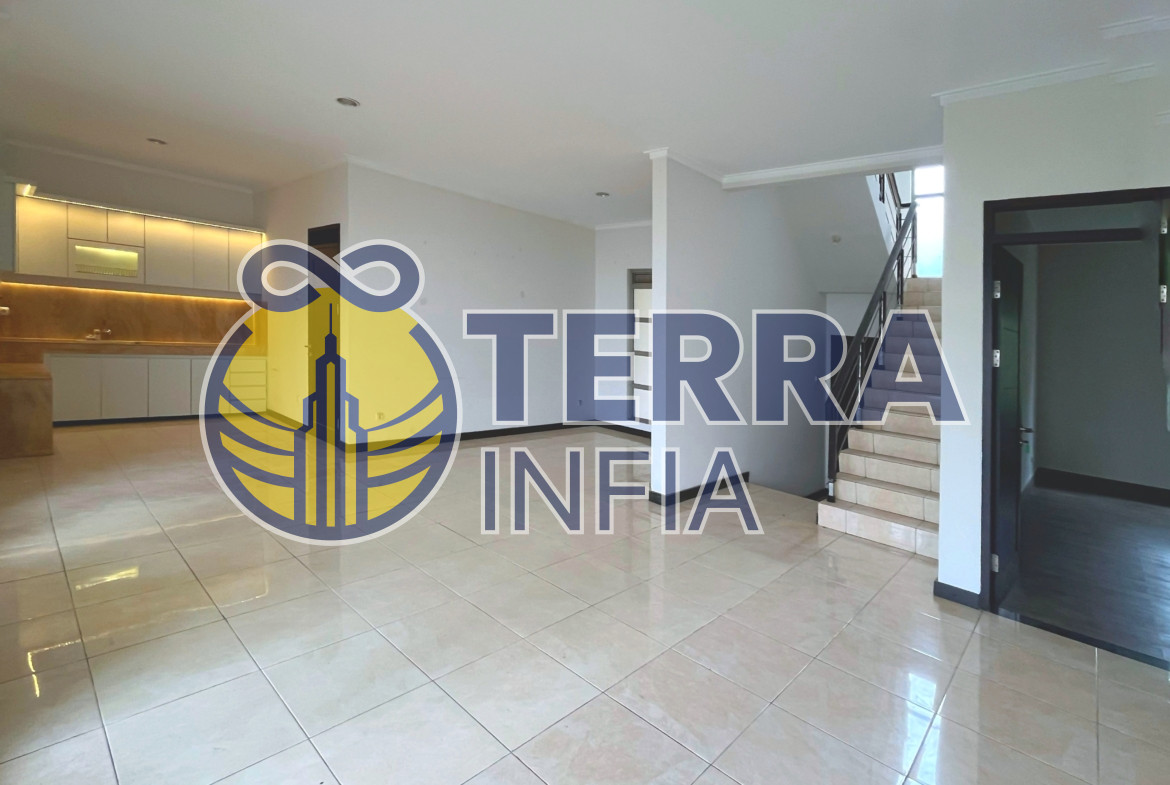 Foto properti Dijual Rumah di Kota Baru Parahyangan Tatar Ratnasasih, Kota Bandung