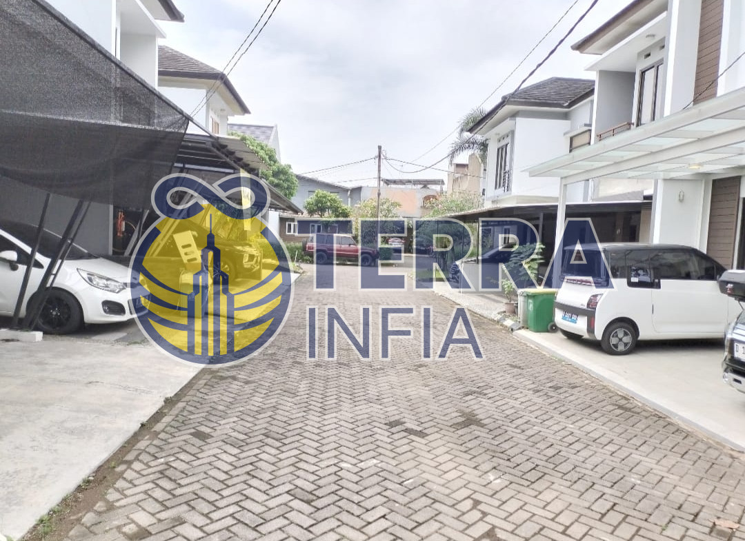 Foto properti Dijual Rumah di Rumah di Cassablanca Cimahi, Kota Cimahi