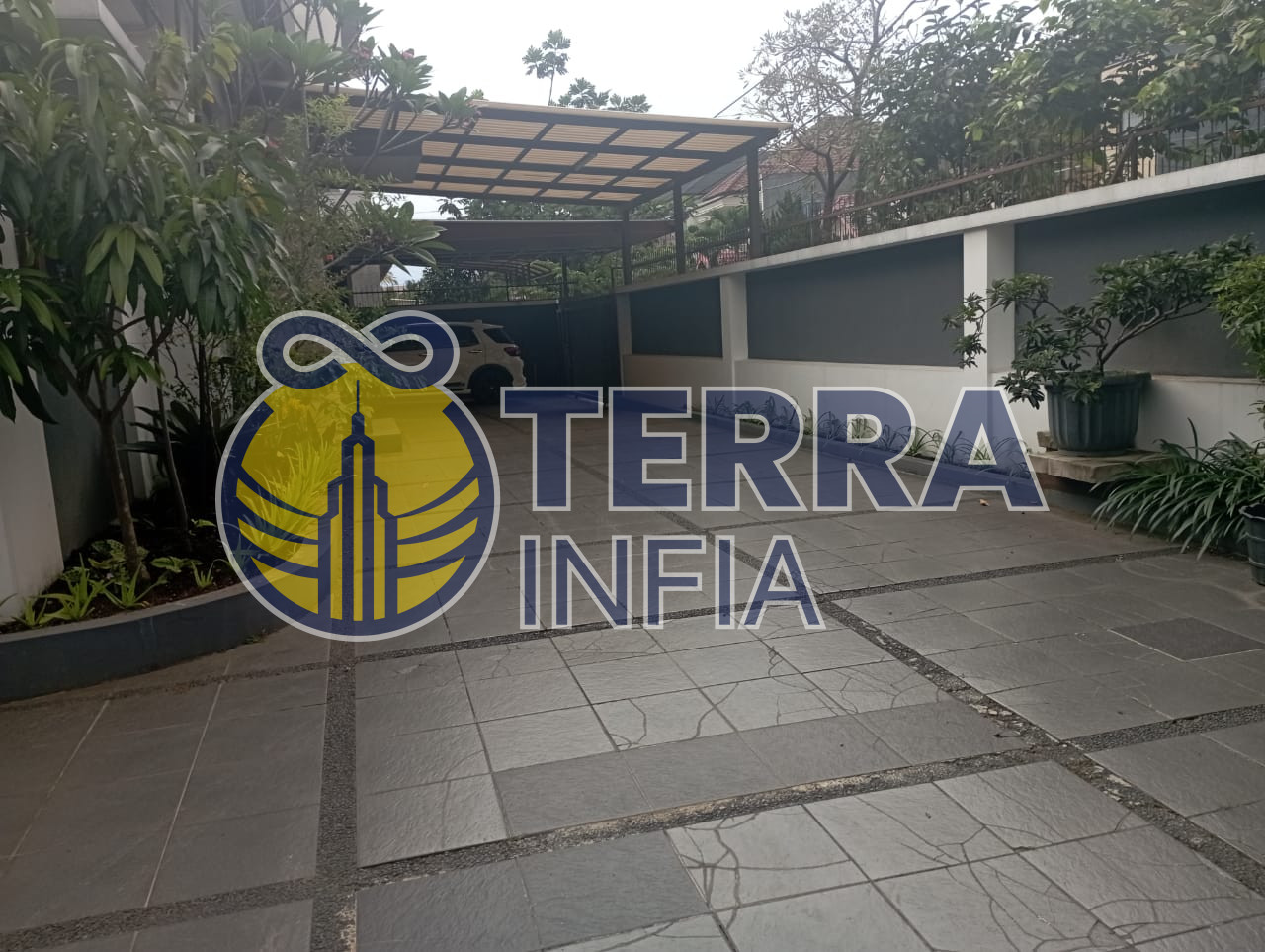 Foto properti Jual Cepat Rumah Lux Mekarwangi, Kota Bandung