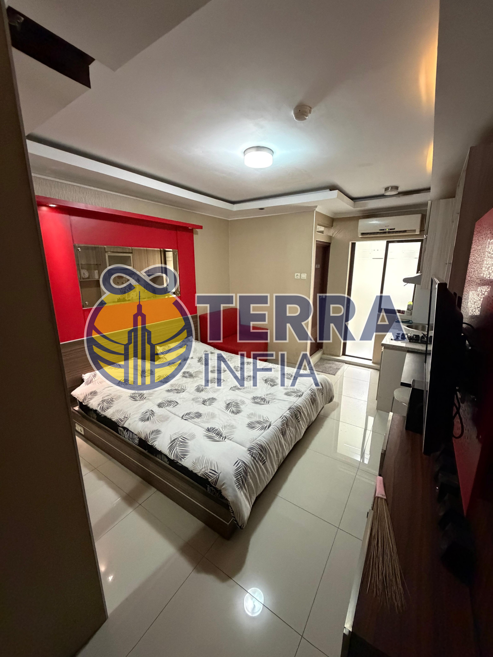Foto properti Dijual Rumah di 🏢 FOR SALE (CEPAT) – APARTEMEN GATEWAY CICADAS Luas 21 m² STUDIO 🛏 1 Kamar Tidur 🛁 1 Kamar Mandi 💰 Harga: 185 Juta (NEGO) IPL 350, lantai 5 Unit rapi, siap huni, lokasi strategis dekat fasilitas umum., Kota Bandung