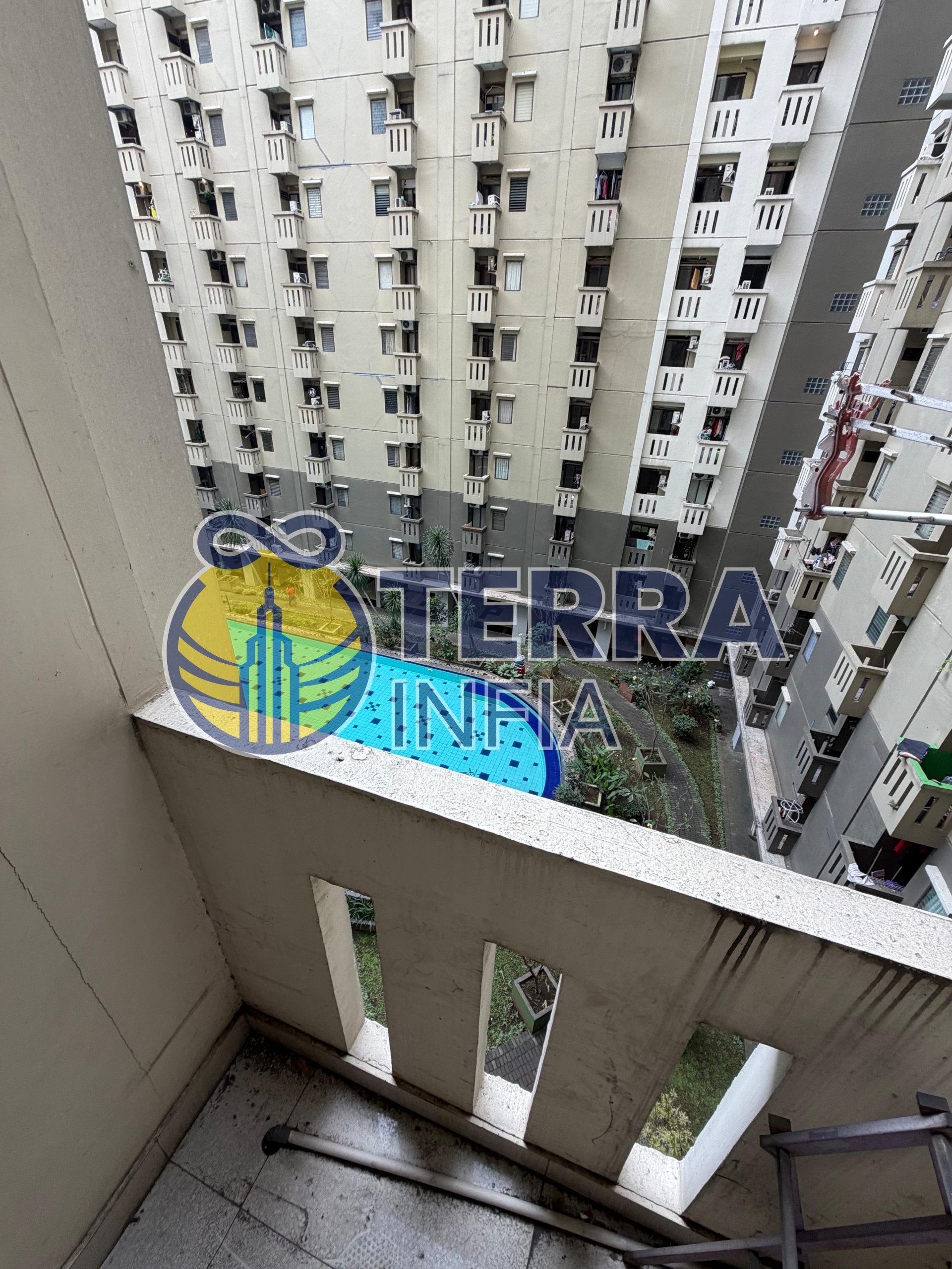Foto properti Dijual Rumah di 🏢 FOR SALE (CEPAT) – APARTEMEN GATEWAY CICADAS Luas 21 m² STUDIO 🛏 1 Kamar Tidur 🛁 1 Kamar Mandi 💰 Harga: 185 Juta (NEGO) IPL 350, lantai 5 Unit rapi, siap huni, lokasi strategis dekat fasilitas umum., Kota Bandung