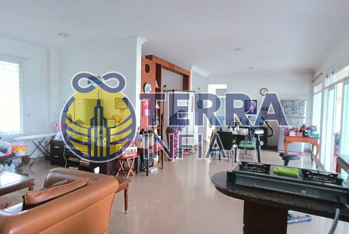 Foto properti Jual Cepat Rumah Lux Bukit Idaman Cipaku, Kota Bandung