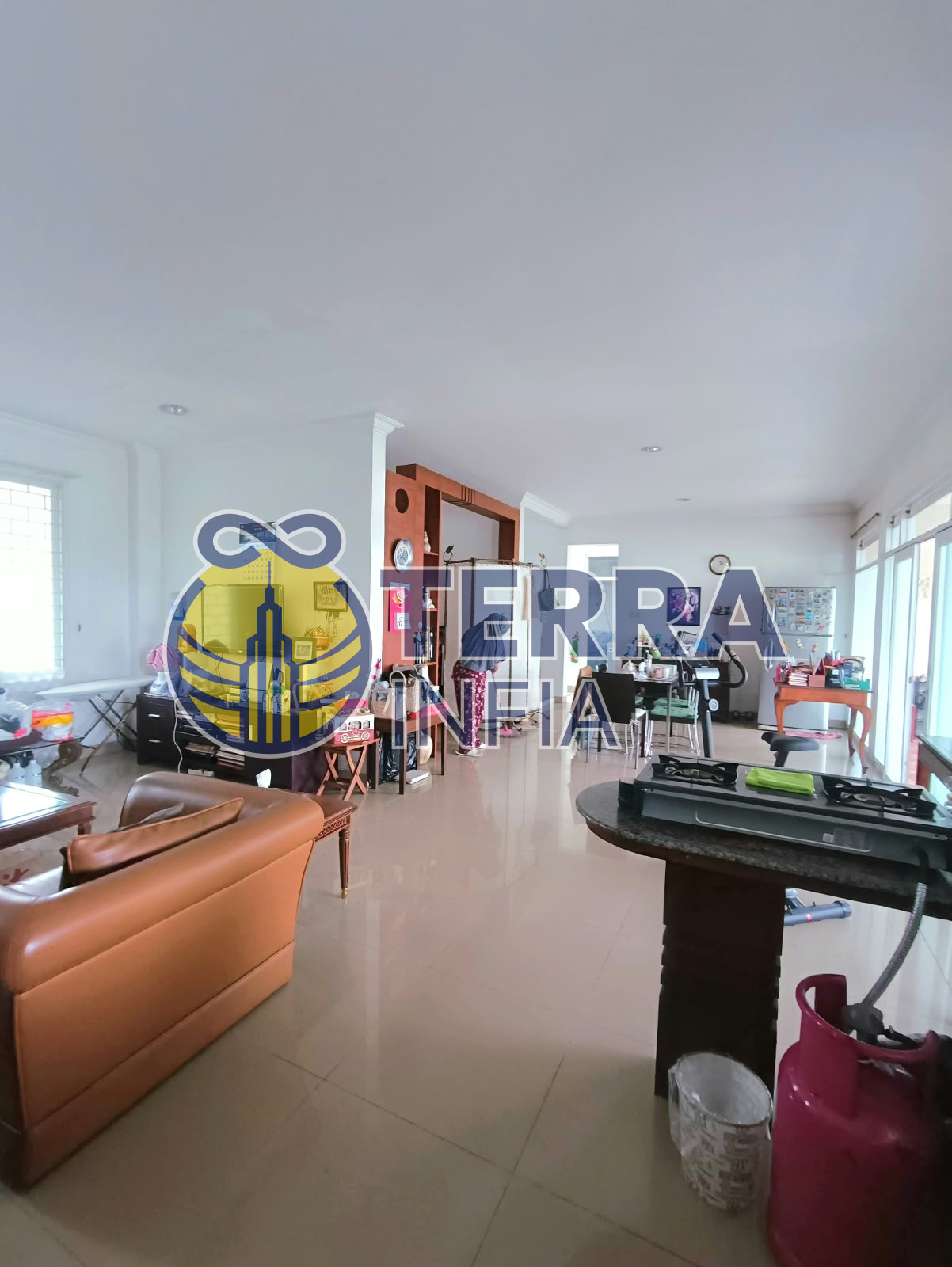 Foto properti Jual Cepat Rumah Lux Bukit Idaman Cipaku, Kota Bandung