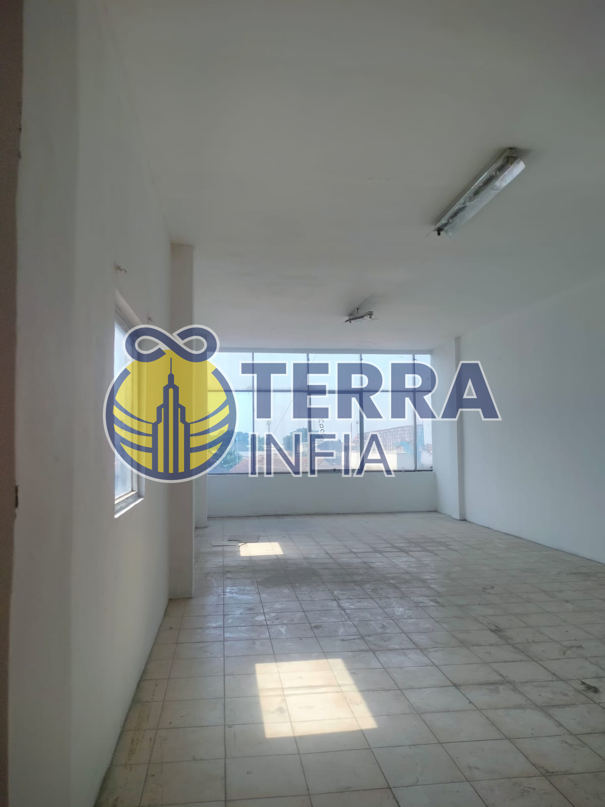 Foto properti Sewa Ruko 3 Lantai di Mainroad Garuda, Kota Bandung