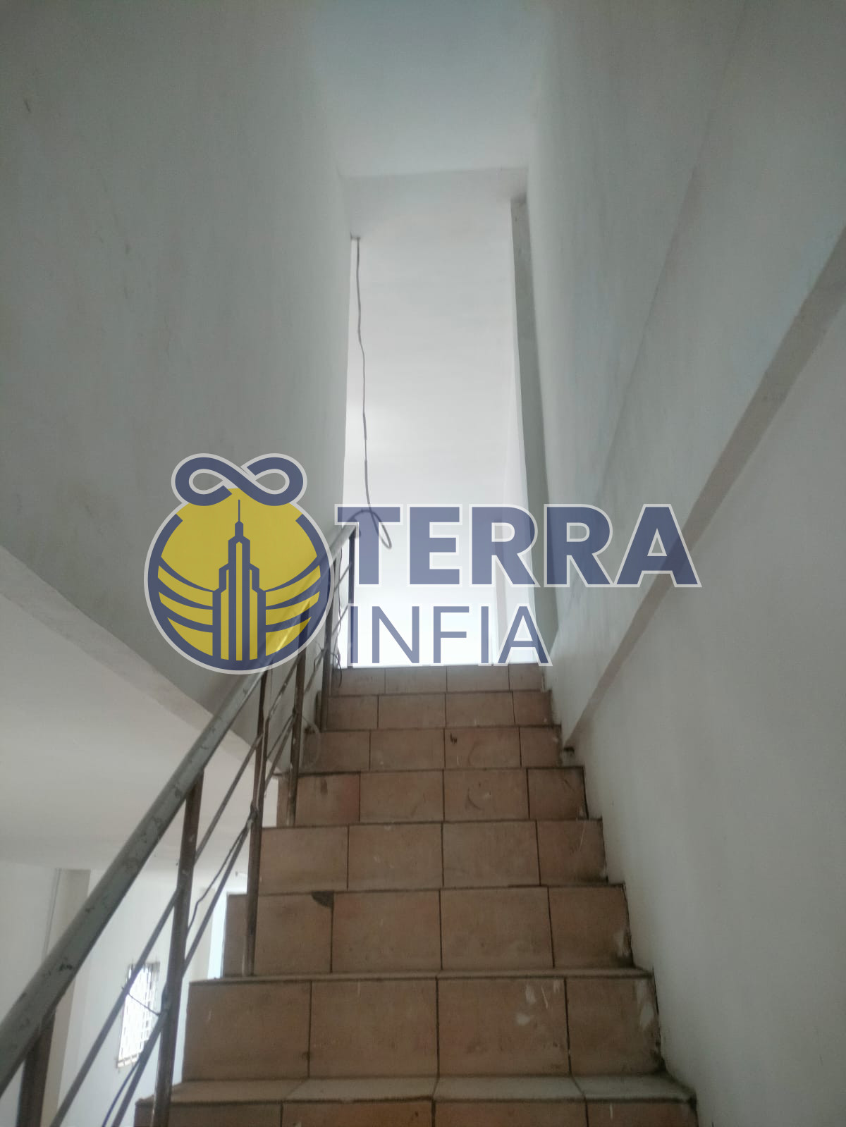 Foto properti Sewa Ruko 3 Lantai di Mainroad Garuda, Kota Bandung