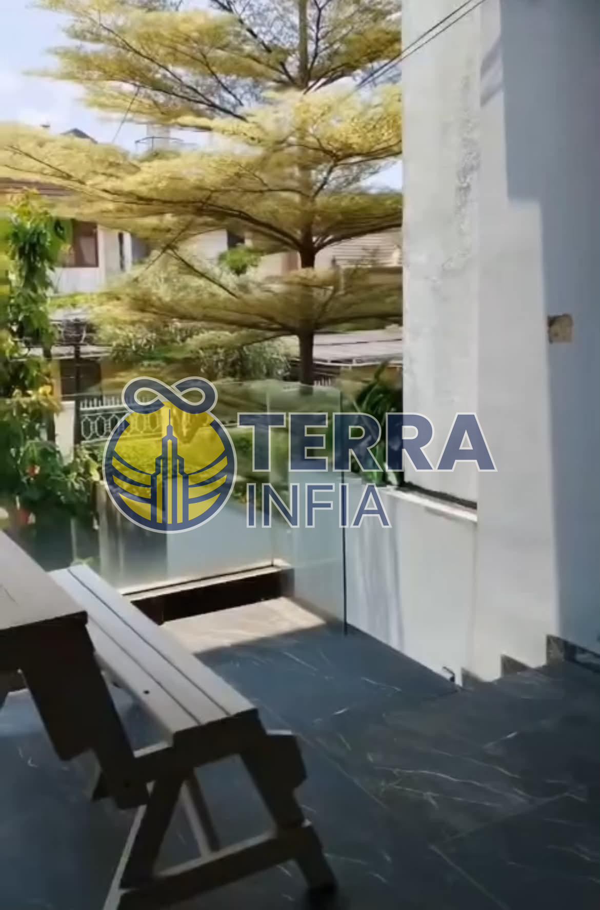 Foto properti Jual Cepat Rumah Terawat di Cipaku, Kota Bandung