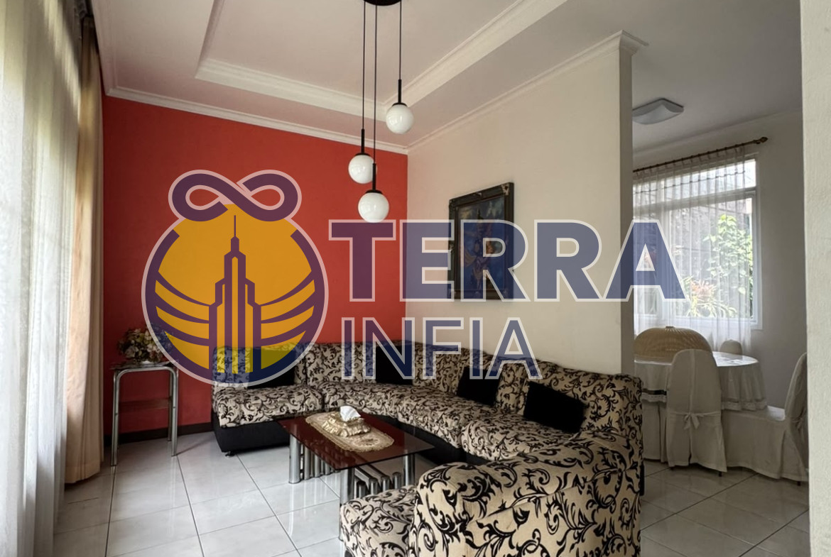 Foto properti Dijual Rumah di Ciateul, Kota Bandung