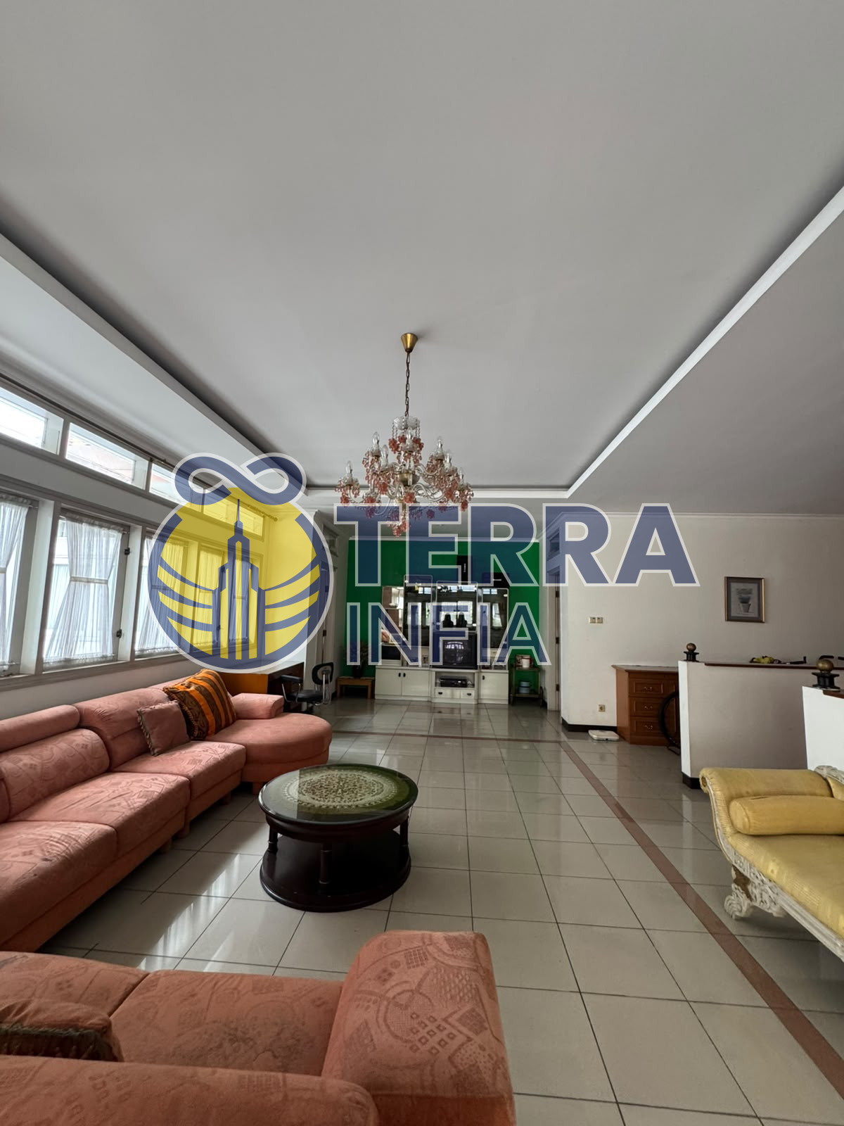 Foto properti Dijual Rumah di Ciateul, Kota Bandung