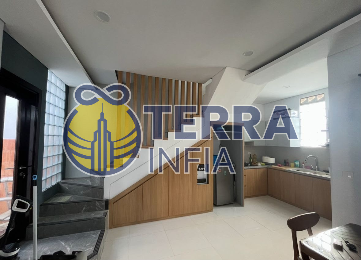 Foto properti Dijual Rumah di Rumah Cantik Hook Padmagriya Podomoro ( samping rumah ada taman ), Kota Bandung